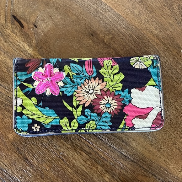 SAKROOTS Artist Circle Snap Wallet - Picture 2 of 12